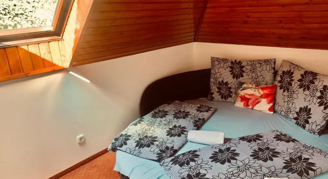 Strázsa Vendégház, Boek Hotel Szekszard Tolna