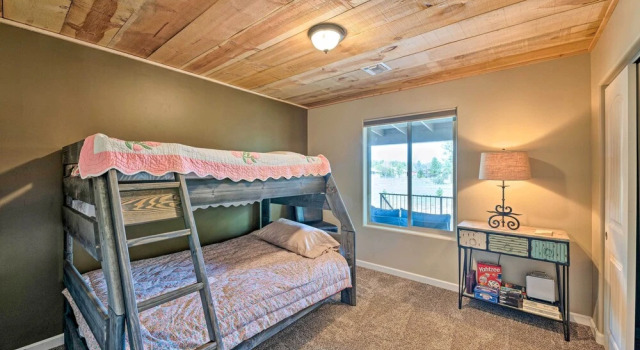 1 Mi to Rainbow Lake: Newly Built & Woodsy Retreat, Reserva ahora Hotel Pinetop-Lakeside Arizona