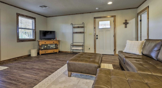 Cozy Fredericksburg Studio Near Wineries!