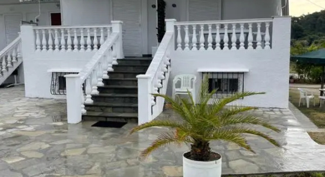 Garden View Apartments by nikolis, Book Apartment Paradisos Sithonia