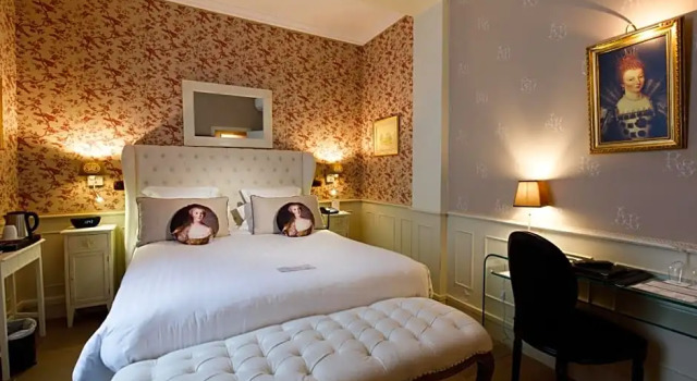 Номер Comfort Hotel & Spa Le Grand Monarque, BW Premier Collection