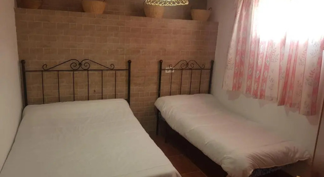 Casa Rural La Encina 2, Забронировать Отель Отели Ланхарон с бассейном, Бассейн