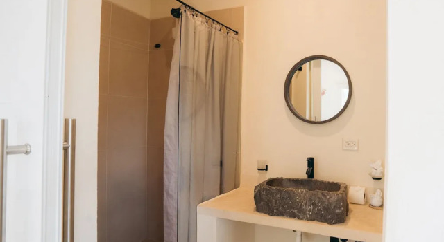 Четырёхместный номер Standard с видом на сад Nuiya Hoteles Centro