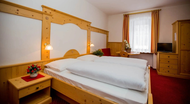 Hotel Restaurant Schaurhof, Забронировать Отель СПА-отели Випитено, SPA-услуги