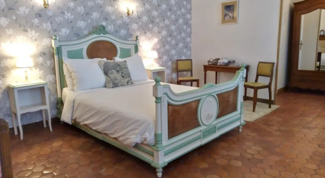 Трёхместный номер Standard с видом на окрестности Château Latour - B&B, Pool, Parking, Dinner pre-bookable