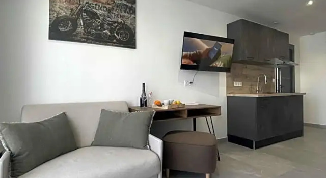 Трёхместный номер Standard Les Loges du Luberon