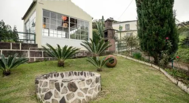 Casa das Almas, Book Lejlighed Hoteller i Santa Maria (Azores) med parkering, Parkering