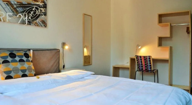 B&B Louis-Favre 21, Забронировать Отель «постель и завтрак» Невшатель Невшатель