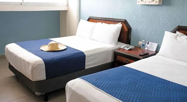 Полулюкс Standard Hotel Los Aluxes