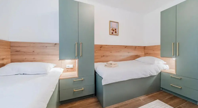 Plitvice Lakes Apartments and Rooms, Rezerwuj Apartament Hotele w Karlovac county z parkingiem, Parking
