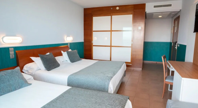 Двухместный номер Standard с балконом Hotel Cibeles Playa