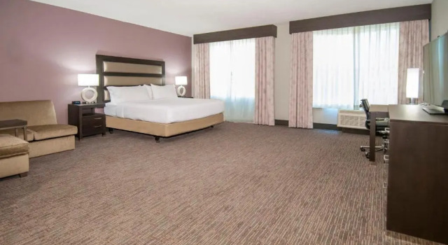 Номер Standard Holiday Inn - New Orleans Airport North by IHG