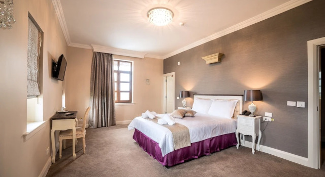 Люкс Frontier Europe Hotels Group