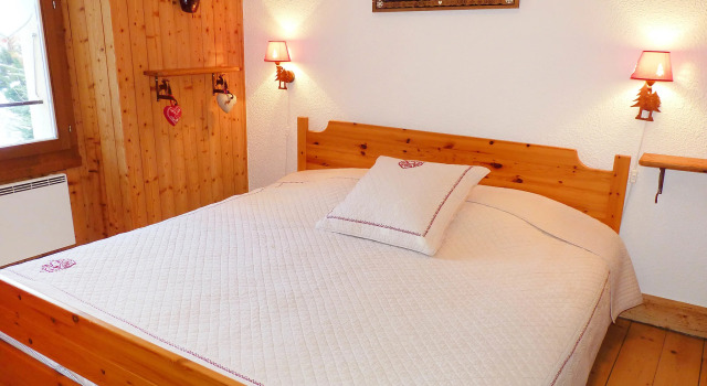 Vers Saille, Rezervați Apartament Ovronnaz Valais