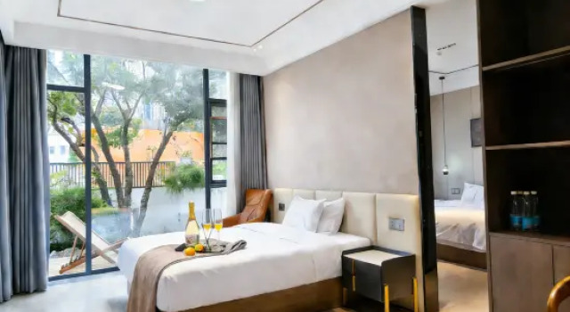 Семейный люкс Deluxe с 2 комнатами Ceramic Jian Shanju Resort Hotel (Jingdezhen Yuyao Jingxiang Branch)