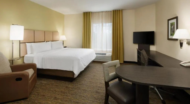 Люкс Candlewood Suites Valdosta Mall by IHG