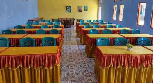 RedDoorz @ Hotel Gloria Borong Labuan Bajo, Reserva ahora Hotel Borong Indonesia