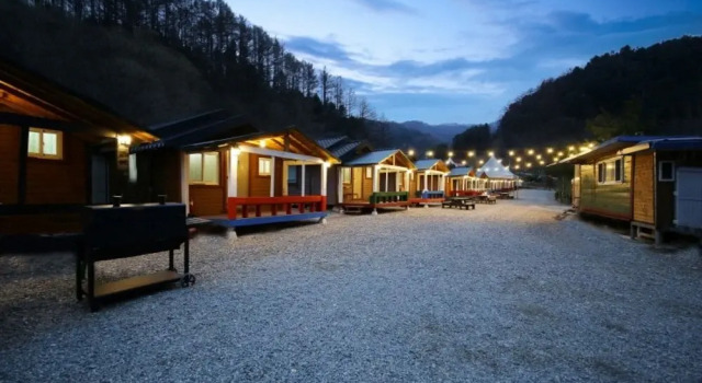 Chuncheon Healing Camp Pension, Prenota Hotel Hotel a Gyeonggi-do con piscina, Piscina
