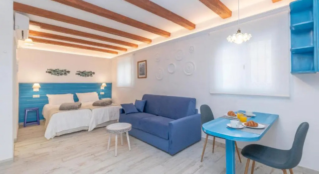 CASA AZUL - Boutique Apartments by Casa del Patio, Забронировать Апартаменты/квартира Апартаменты Эстепона, рядом с Пляж Рада, Апартаменты/квартира