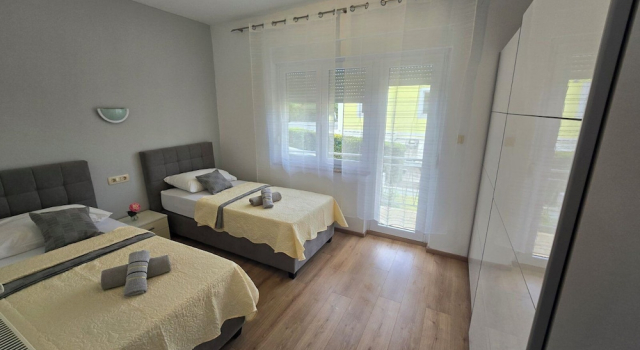 Apartment Mariposa, Забронировать Апартаменты/квартира Отели Приморско-Горанской жупания с парковкой, Парковка