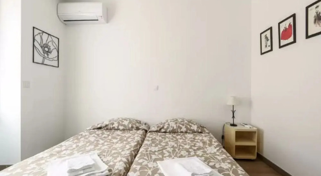 Sunny and Modern 1 Bedroom with Balcony2