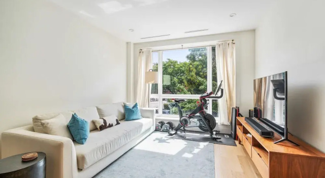 Withers by Rove Travel 1BR Williamsburg Apt, Забронировать Апартаменты/квартира Отели Нью-Йоркской агломерации с парковкой, Парковка