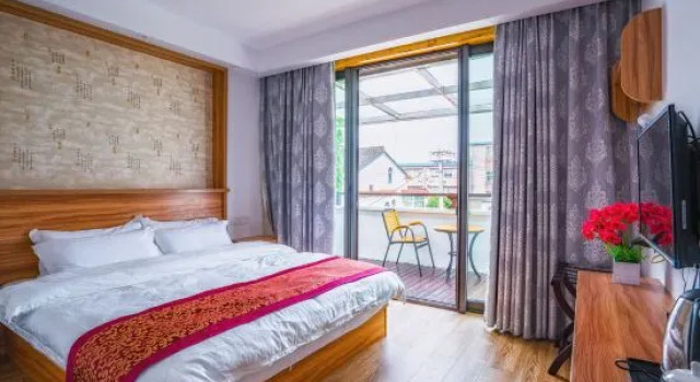 Люкс Deluxe Huqinshe Inn