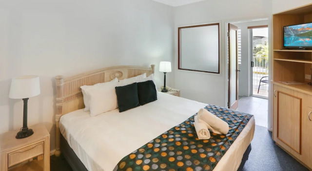 Номер Standard с 2 комнатами с видом на бассейн Alassio Palm Cove