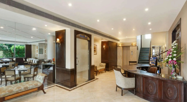 La Place Sarovar Portico, Lucknow