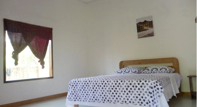 Dewi Garden Guesthouse, Book Hotel Hotels in Lombok with Parking, Parking