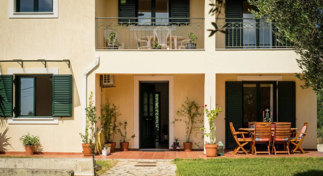 Koxyli Studios & Apartments, Забронировать Апартаменты/квартира Отели Kaligáta с бассейном, Бассейн