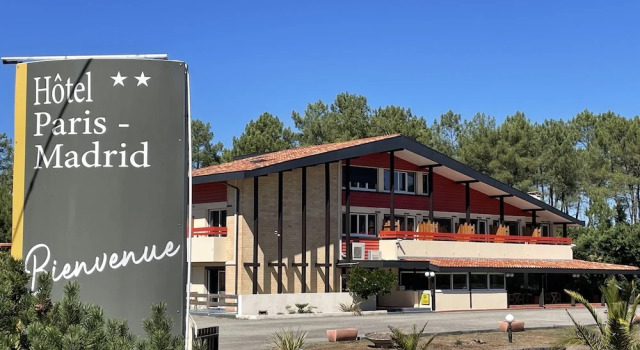 Hotel Paris Madrid, Rezerwuj Hotel Lesperon Landes