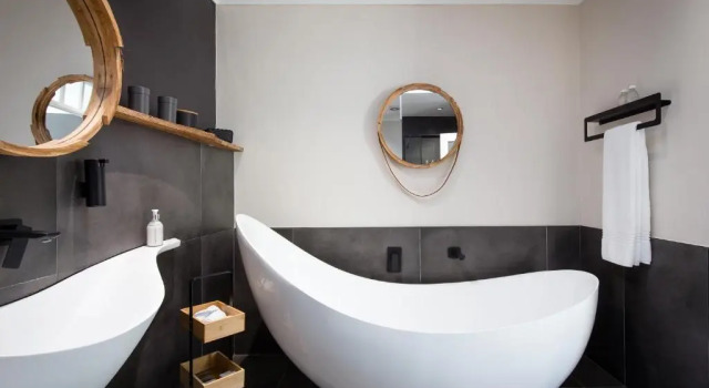 Люкс 14 on Klein Constantia, Adults only
