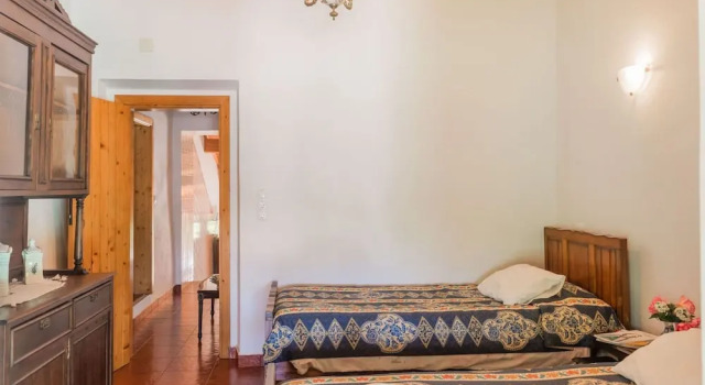 Farmhouse in Montemor-o-novo With Pool, Забронировать Отель Монтемор-у-Нову 