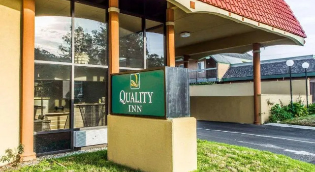 Quality Inn, Prenota Hotel Martinez San Francisco Bay Area