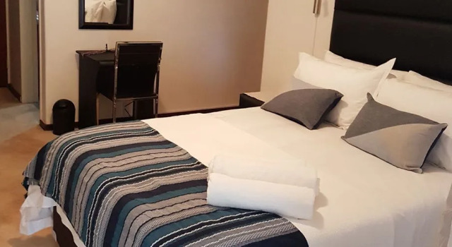 LightStone Guesthouse, Buchen Sie Hotel  
