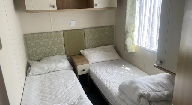 Stunning 3-bed Caravan in Clacton-on-sea