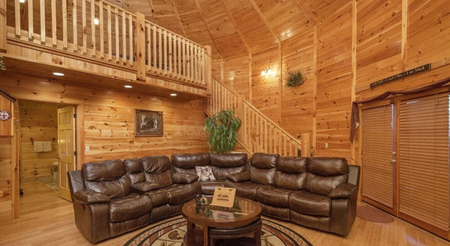 Declans View by Heritage Cabin Rentals