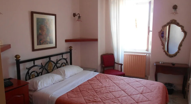 Одноместный номер Economy Byron Traditional Hotel
