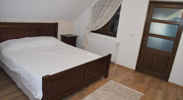Cabana Plăieșul, Забронировать Дом для отпуска Тыргу-Нямц Нямц, рядом с Нямецкая крепость