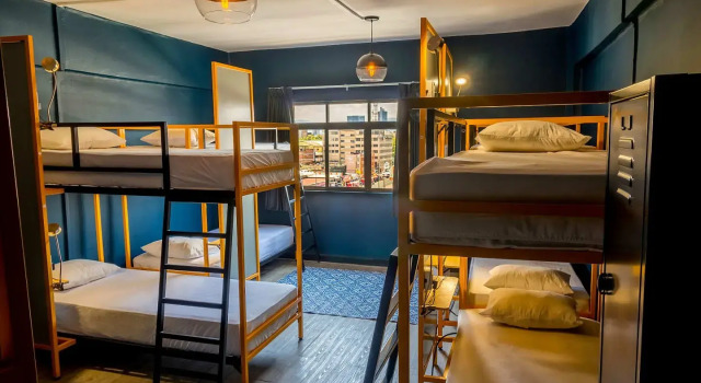 Кровать в общем номере Hotel Virreyes