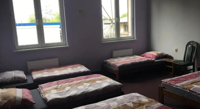 Кровать в общем номере (мужской номер) Hostel Mikolajczyka 59