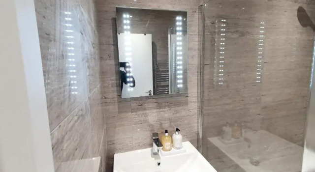 Апартаменты Garland Stylish Apartment 2 In Greater London
