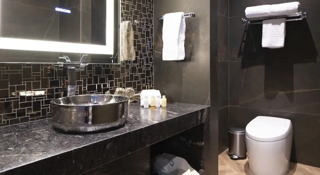 Четырёхместный номер Deluxe с балконом L Hotel Perla Boutique
