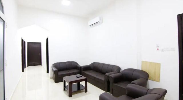 OYO 128 Al Tawasi Furnished Apartments, Rezerwuj Apartament Hotele w Salala z parkingiem, Parking