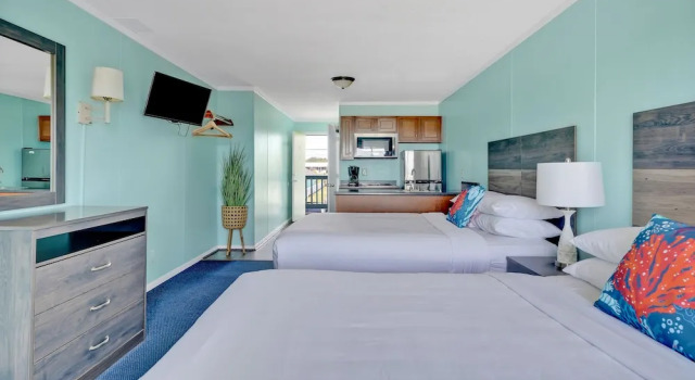 Четырёхместный номер Standard oceanfront Admirals Quarters