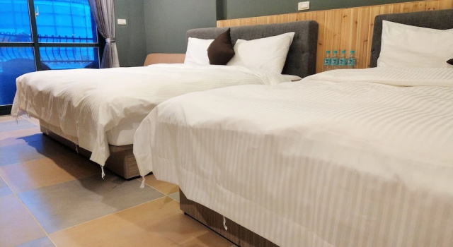 Номер Standard Blue Owl-Hualien No 2396-2397-2398-2399
