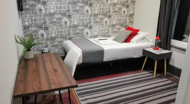 Upper Rock Rooms, Забронировать Отель Отели Исторического графства Суссекса с парковкой, Парковка