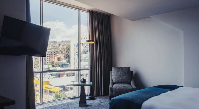 Номер Deluxe Atix Hotel, a Member of Design Hotels