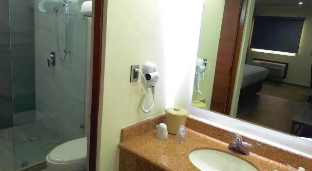 Двухместный люкс Comfort Inn Monterrey Norte